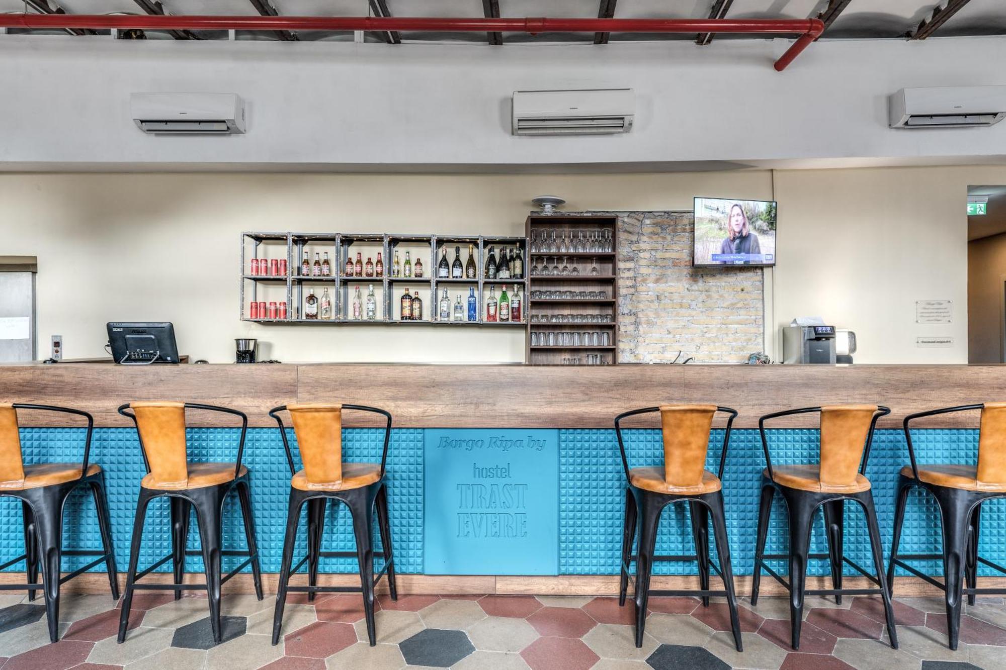 הוסטל רומא Borgo Ripa Urban Travel מראה חיצוני תמונה