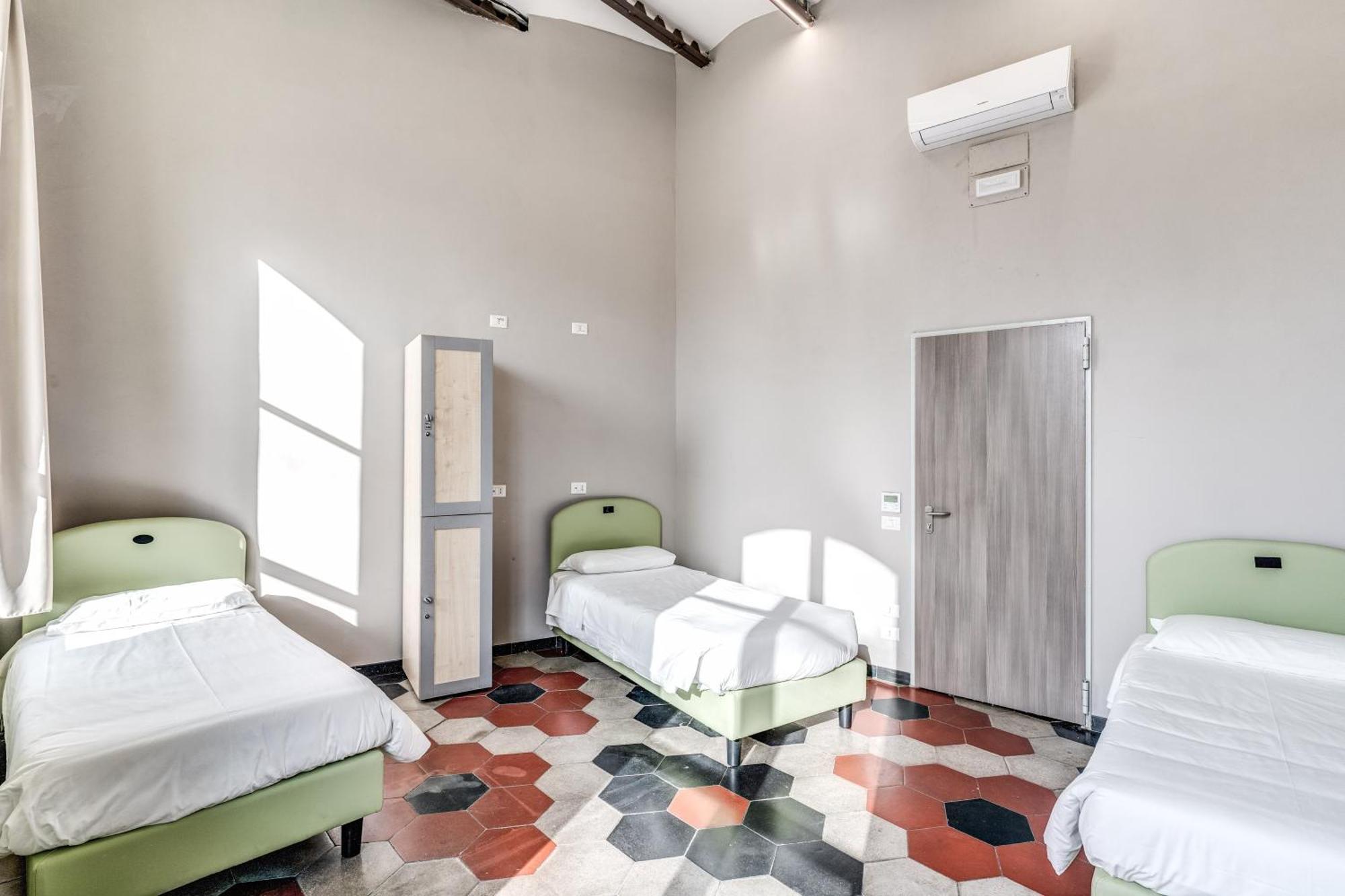 הוסטל רומא Borgo Ripa Urban Travel מראה חיצוני תמונה